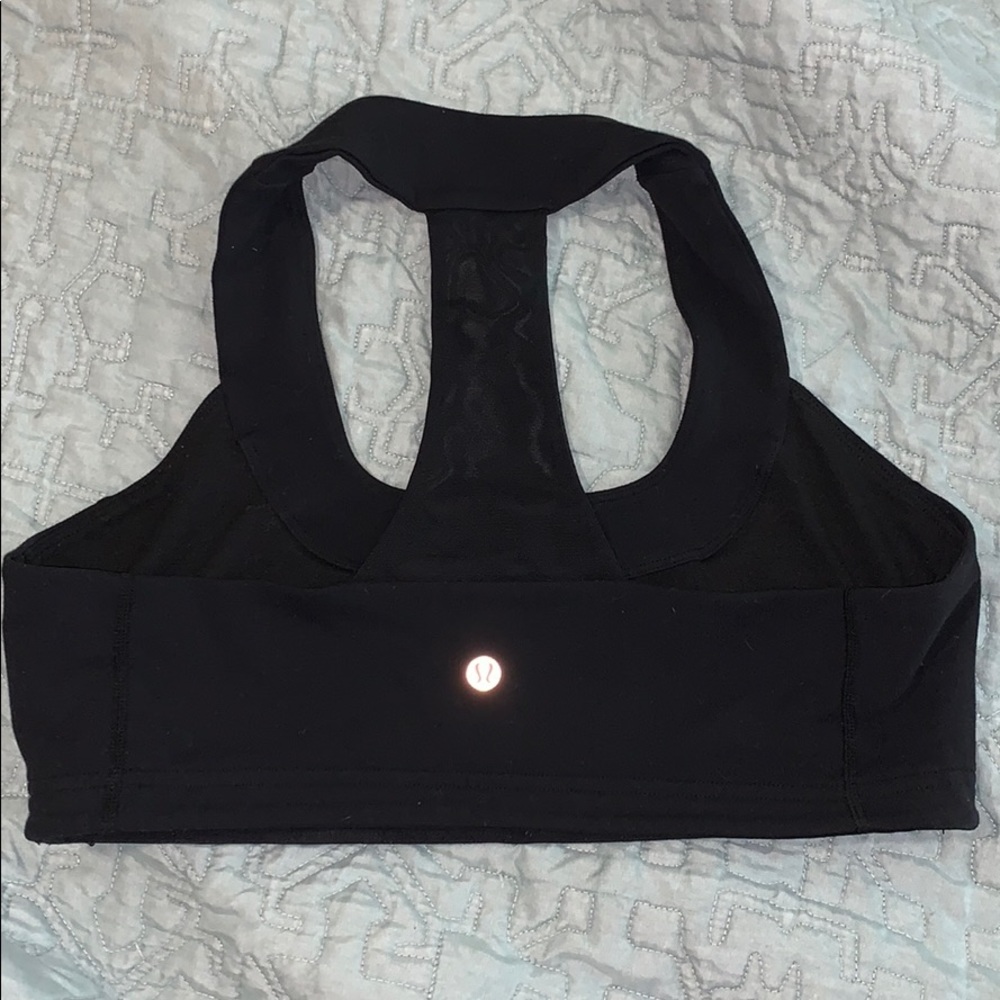 Lululemon sports bra